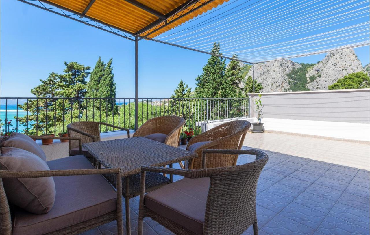 Gorgeous Apartment In Omis With Kitchen Buitenkant foto